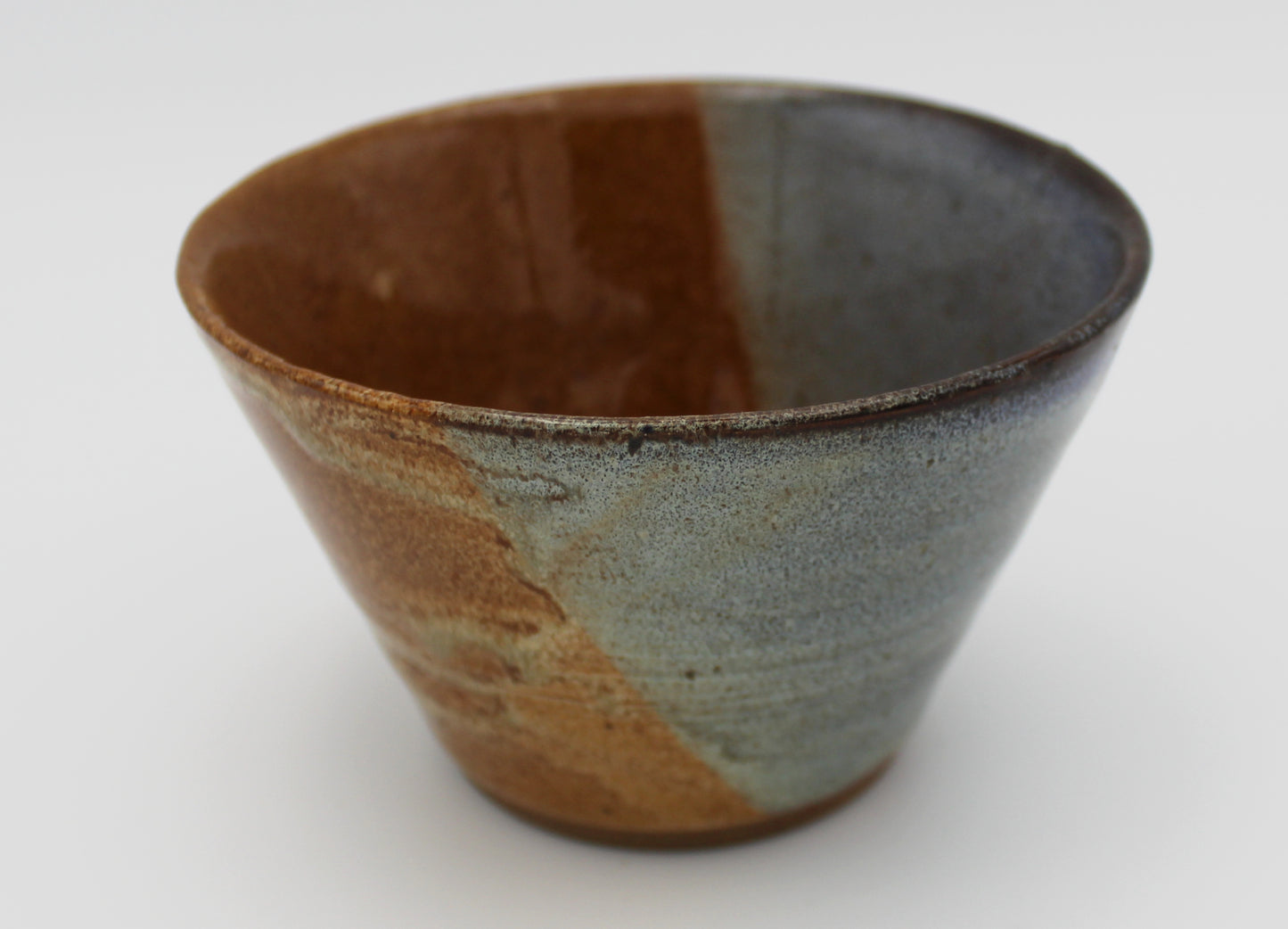 Dual-toned Stoneware Bowl